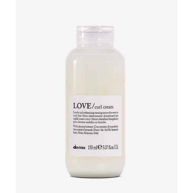 Davines LOVE Curl Lightweight Curl Enhancing Cream 150ml — Haarstyling Davines LOVE Curl Lightweight Curl Enhancing Cream 150ml — Haarstyling