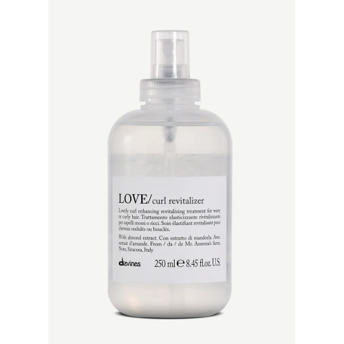 Davines LOVE Curl Revitalizer 250ml — Behandlungen Davines LOVE Curl Revitalizer 250ml — Behandlungen