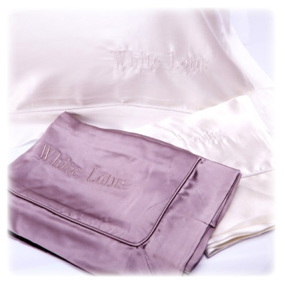 White Lotus Pure Silk Pillowcase — Haarausfall White Lotus Pure Silk Pillowcase — Haarausfall
